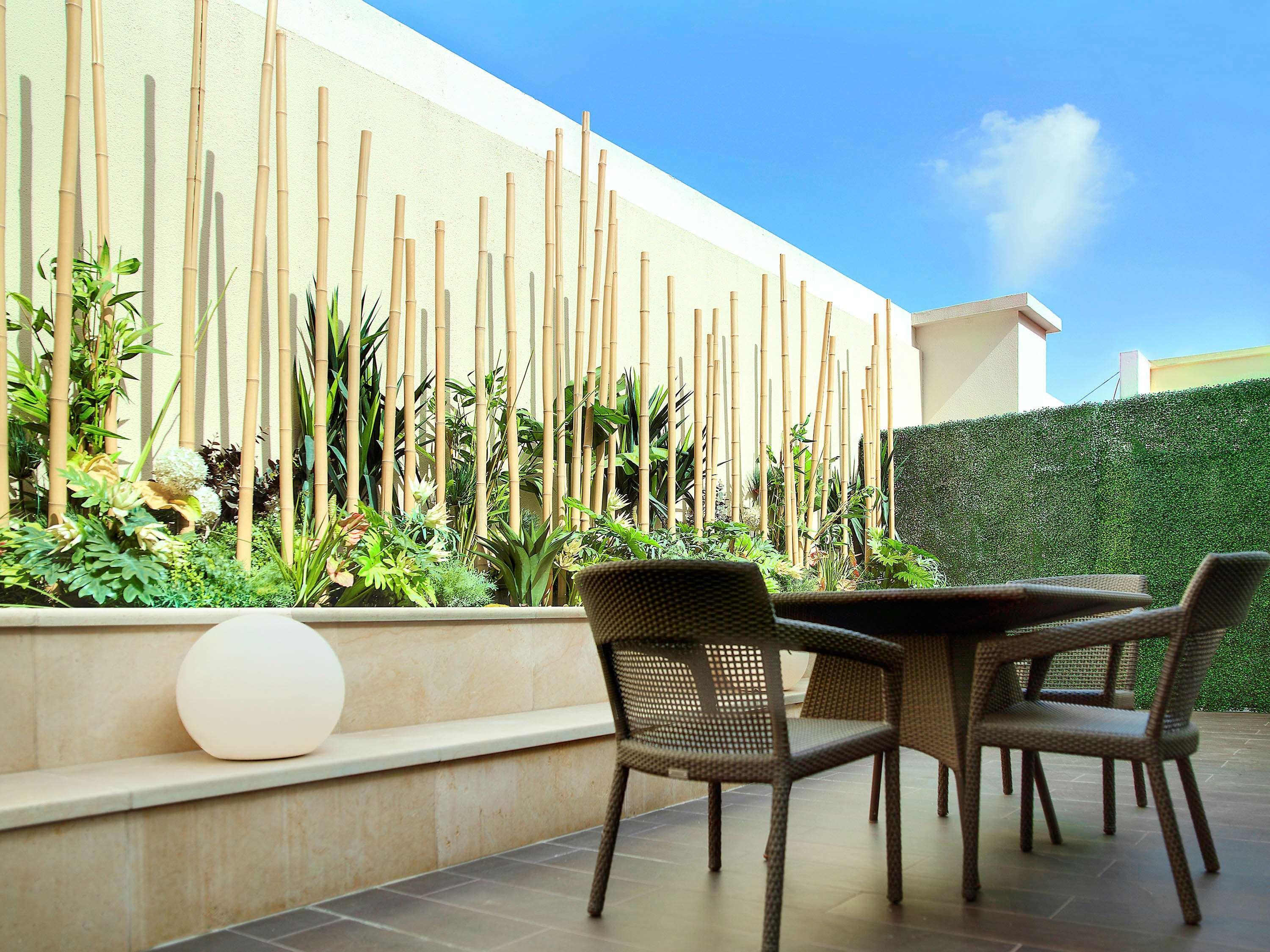 Hotel Sofitel Beirut Le Gabriel Exterior foto
