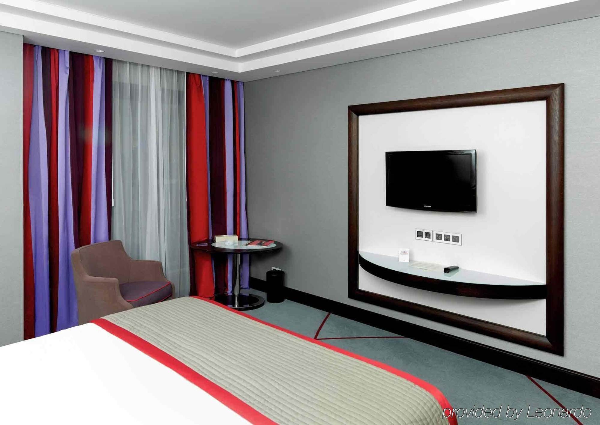 Hotel Sofitel Beirut Le Gabriel Exterior foto